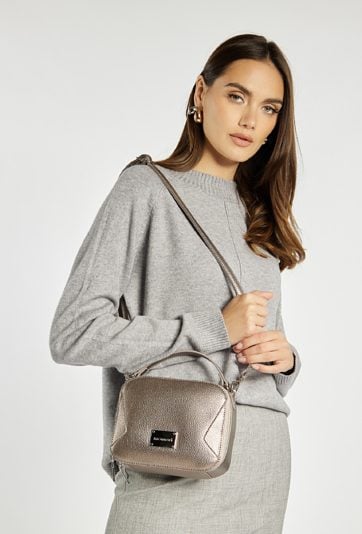 Mała torebka na rączce