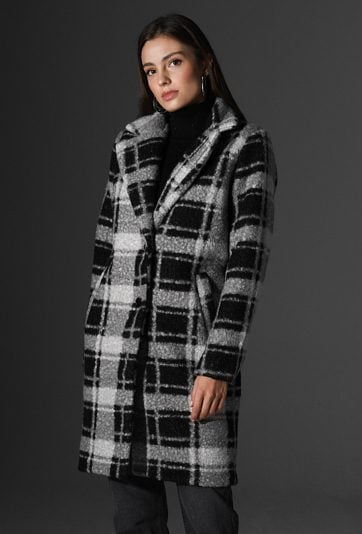 Płaszcz damski w kratę