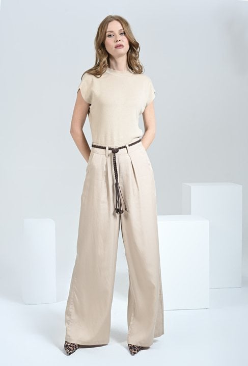 Długie spodnie z szeroką nogawką