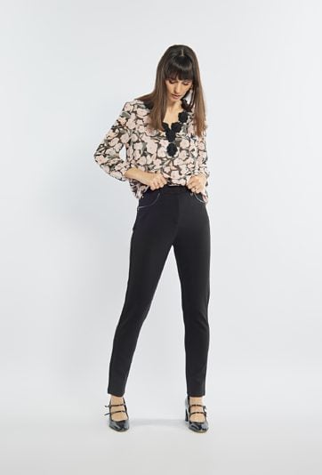 Damskie spodnie o eleganckim kroju