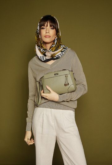 Torba damska zawieszona na pasku