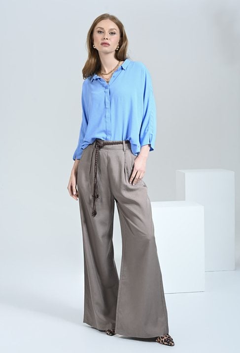 Długie spodnie z szeroką nogawką