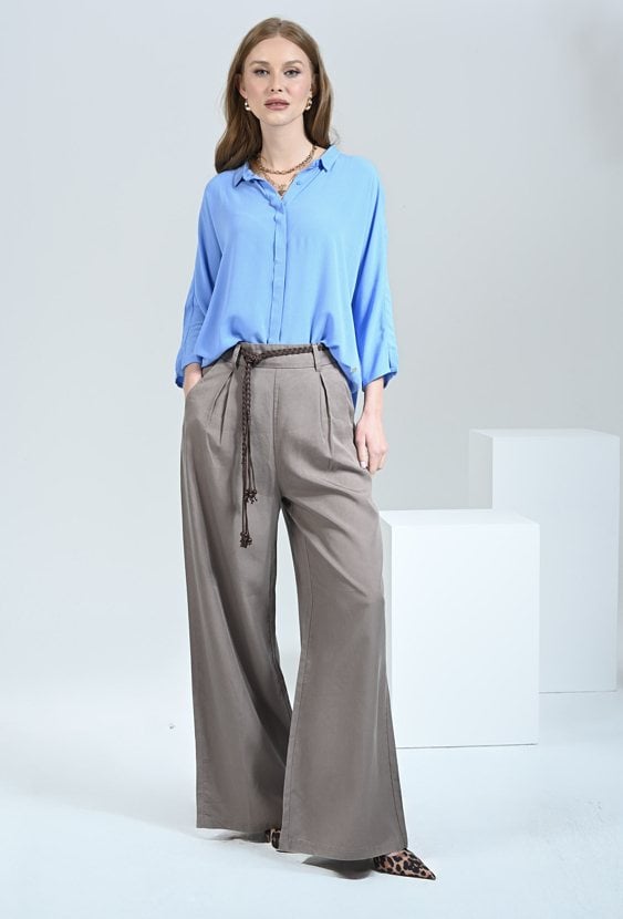 Długie spodnie z szeroką nogawką