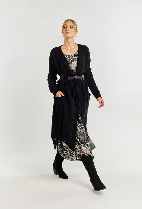 Sweter damski z frędzlami