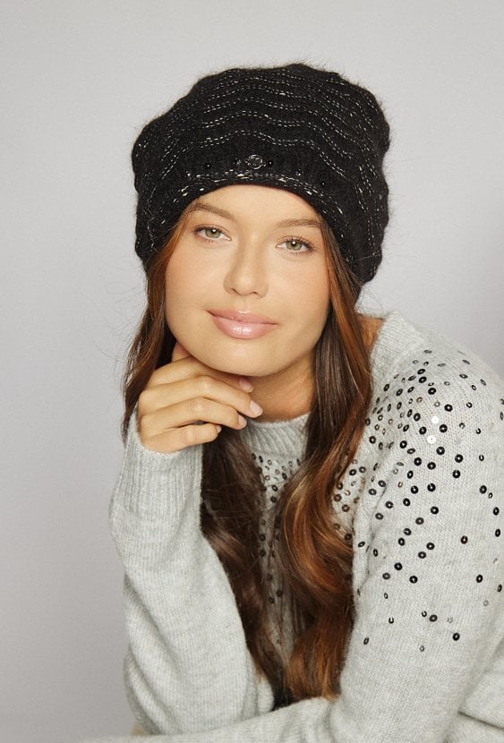 Czapka damska z połyskiem