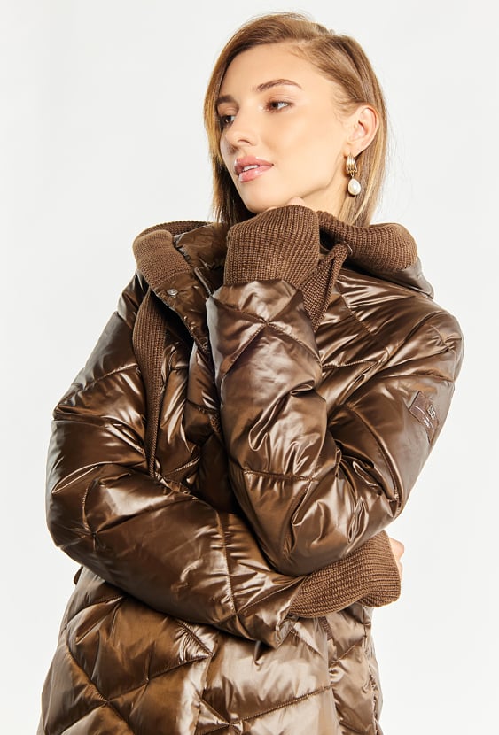 Płaszcz damski z kapturem