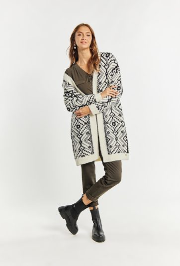 Obszerny kardigan z domieszką wełny