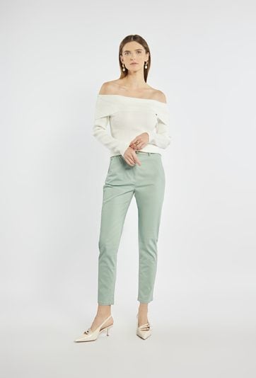 Spodnie damskie z paskiem