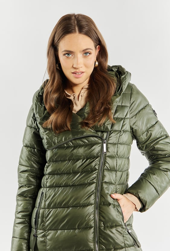 Pikowany płaszcz damski