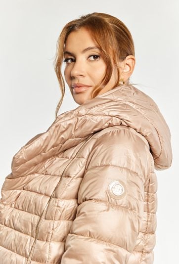 Pikowany płaszcz damski