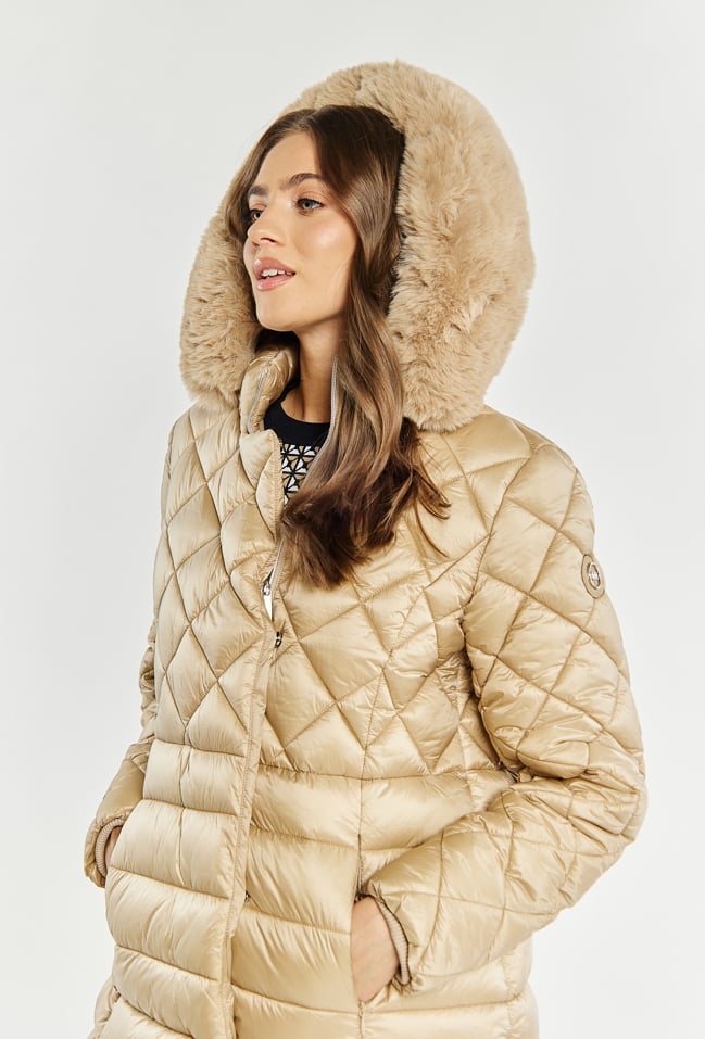 Płaszcz damski z kapturem Płaszcz damski z kapturem