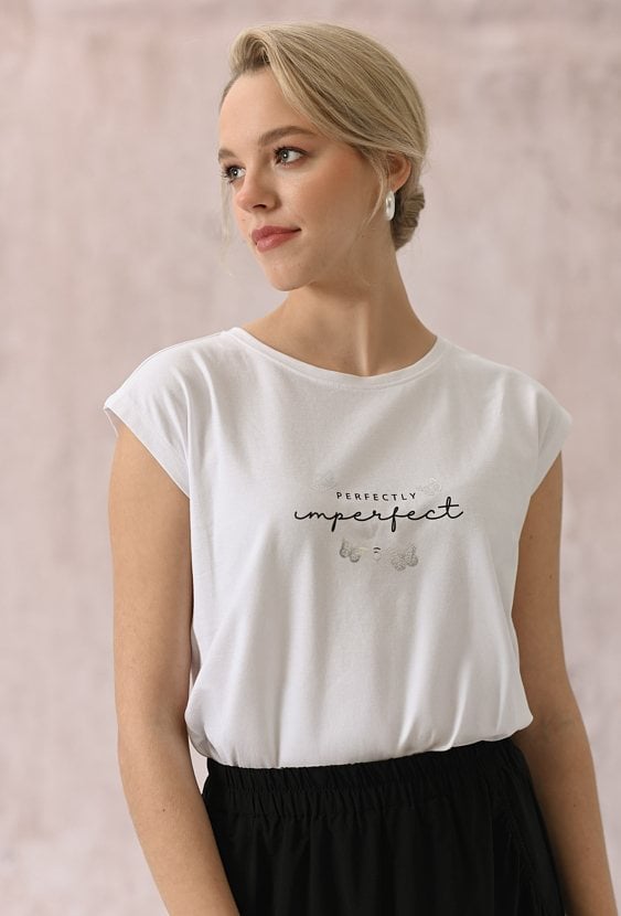 T-shirt z małą grafiką