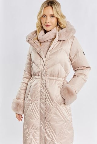 Płaszcz w pastelowym odcieniu