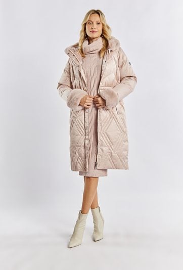 Płaszcz w pastelowym odcieniu