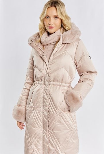 Płaszcz w pastelowym odcieniu