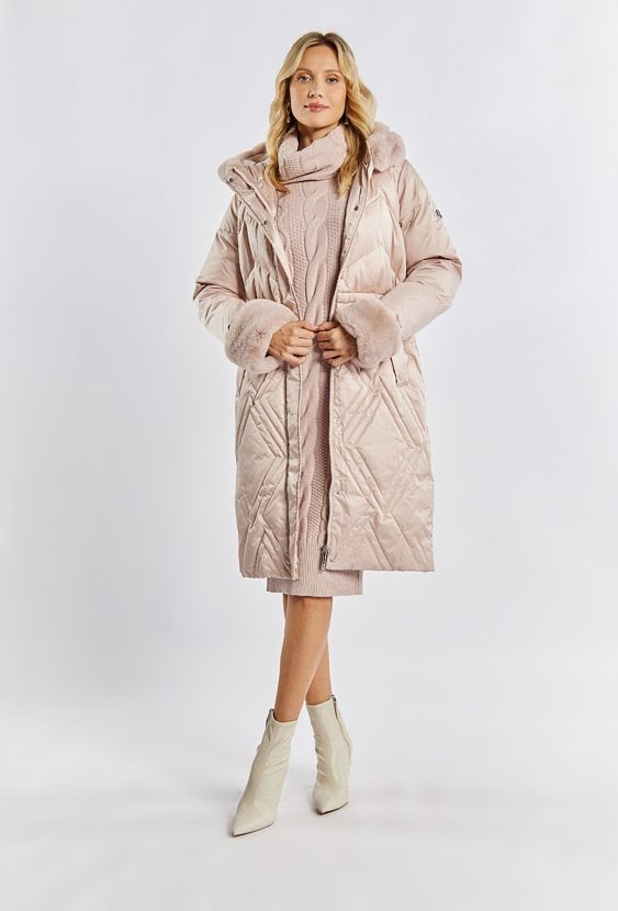 Płaszcz w pastelowym odcieniu