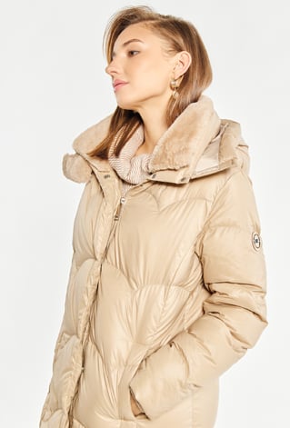 Długi płaszcz damski