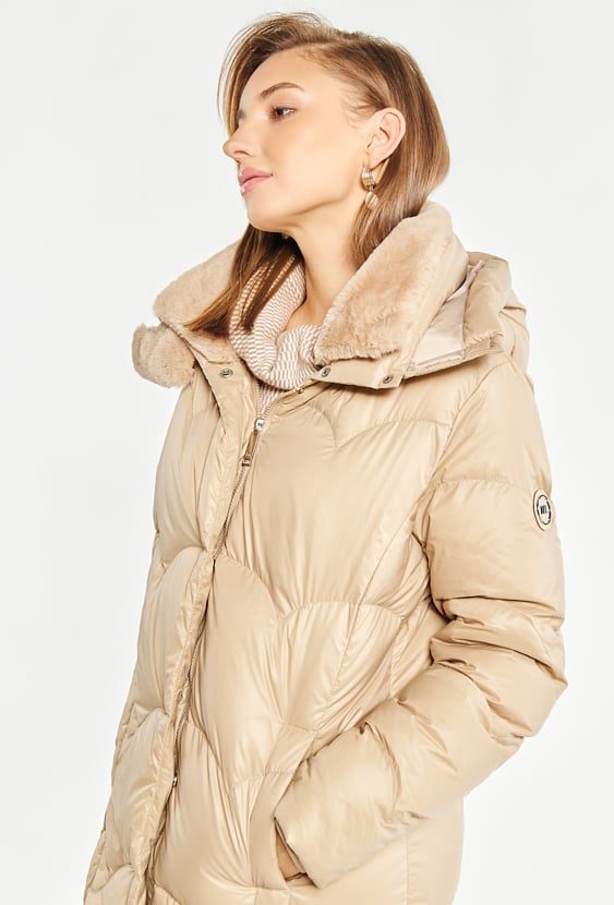 Długi płaszcz damski