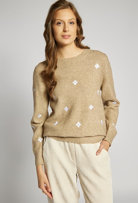 Sweter z kwiatkami
