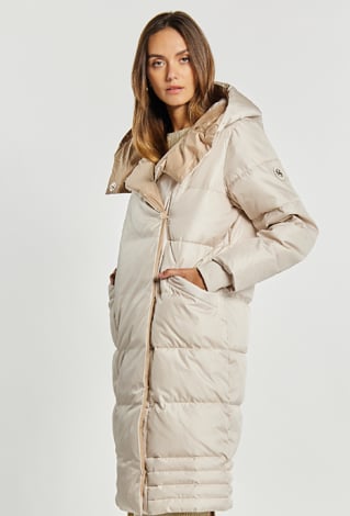 Pikowany płaszcz damski