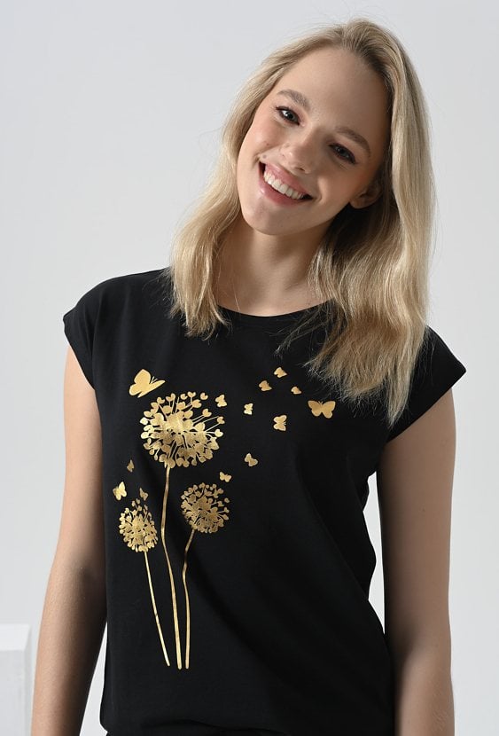 T-shirt z srebrną aplikacją