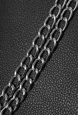 Torebka na łańcuszku Nobo