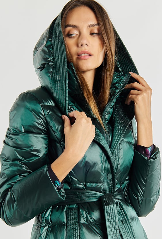 Puchowy płaszcz damski