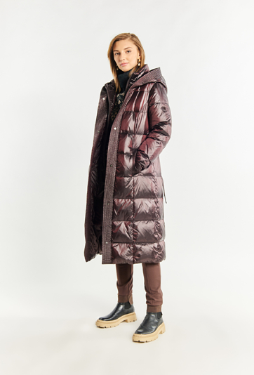 Puchowy płaszcz damski