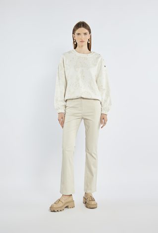 Spodnie z prostymi nogawkami