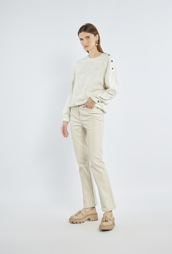 Spodnie z prostymi nogawkami