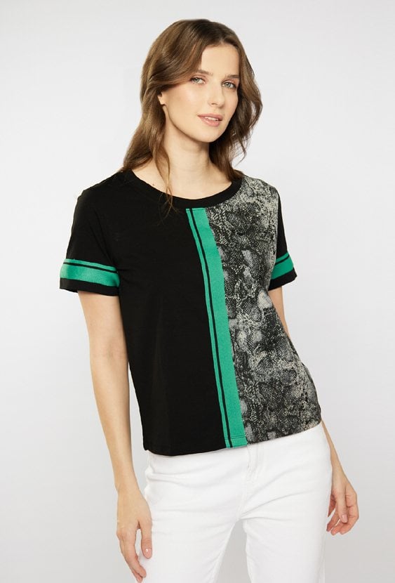 T-shirt z wężowym wzorem