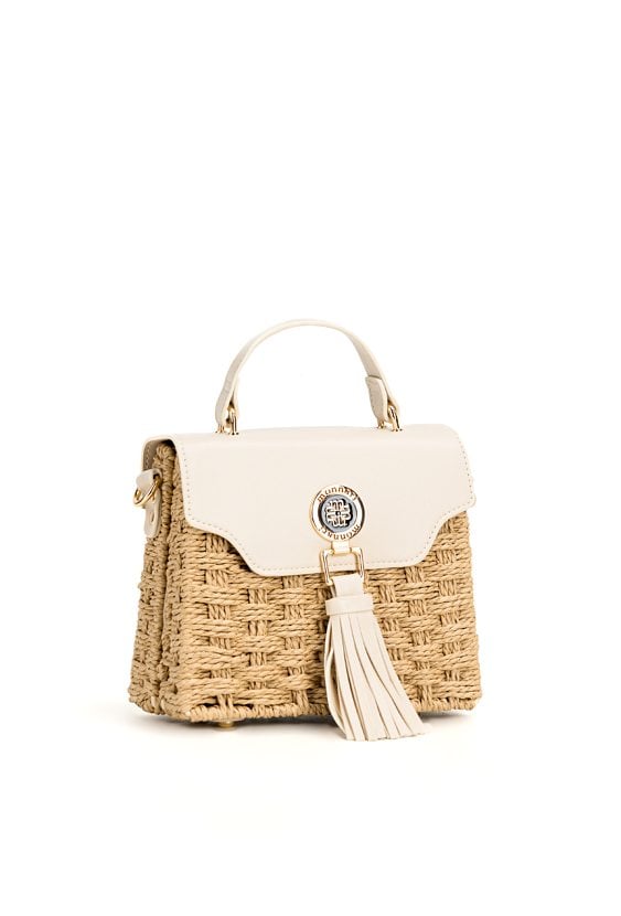 Mała torebka z frędzlami