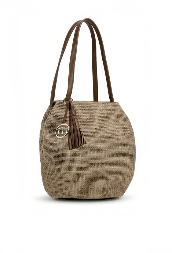 Koszyk z połyskującą plecionką