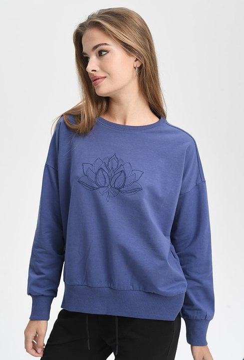 Klasyczna bluza z haftem