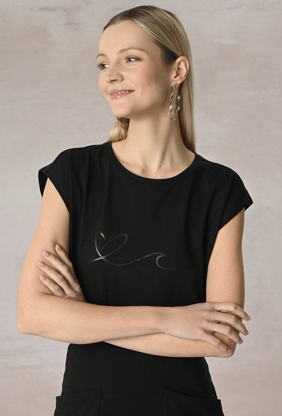 Czarny t-shirt z falą