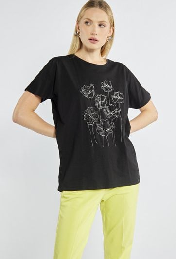 T-shirt z kwiatowym wzorem