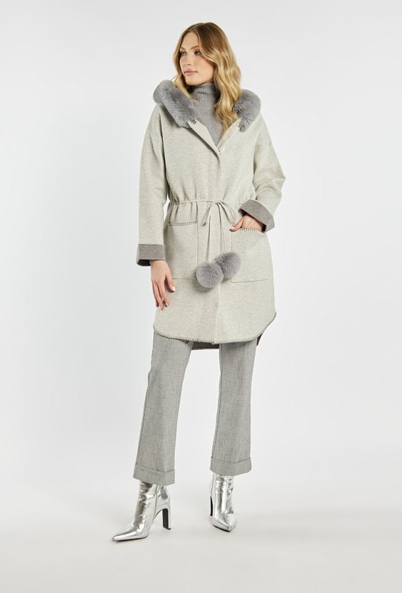 Sweter o kroju płaszcza