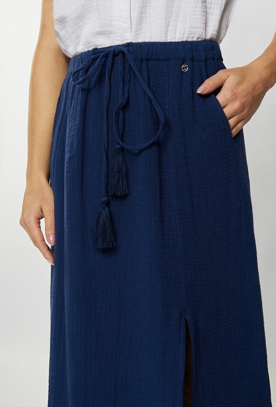 Bawełniana spódnica damska z rozcięciem