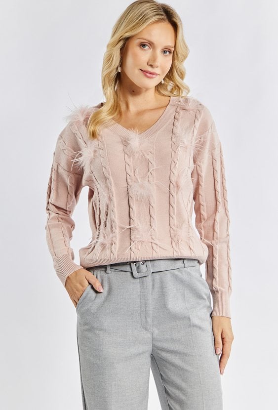 Sweter damski z puszystym akcentem