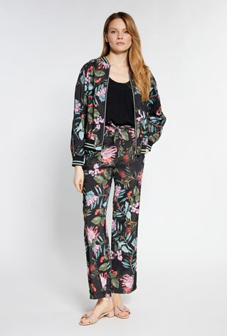 Wzorzyste spodnie z szeroką nogawką