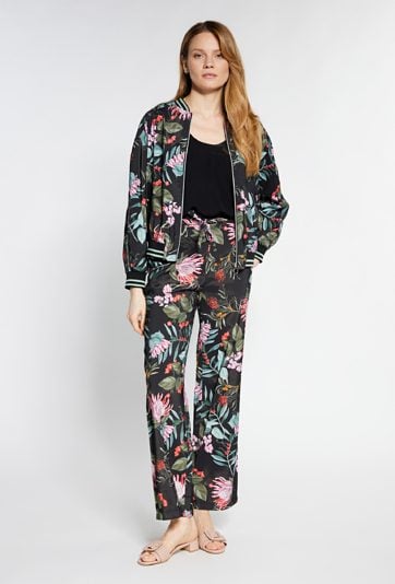 Wzorzyste spodnie z szeroką nogawką