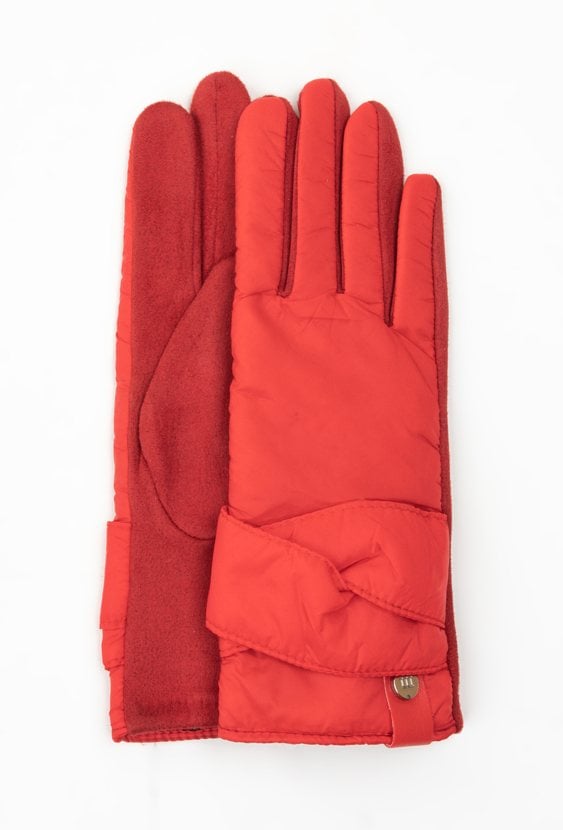 Rękawiczki z ciekawą aplikacją