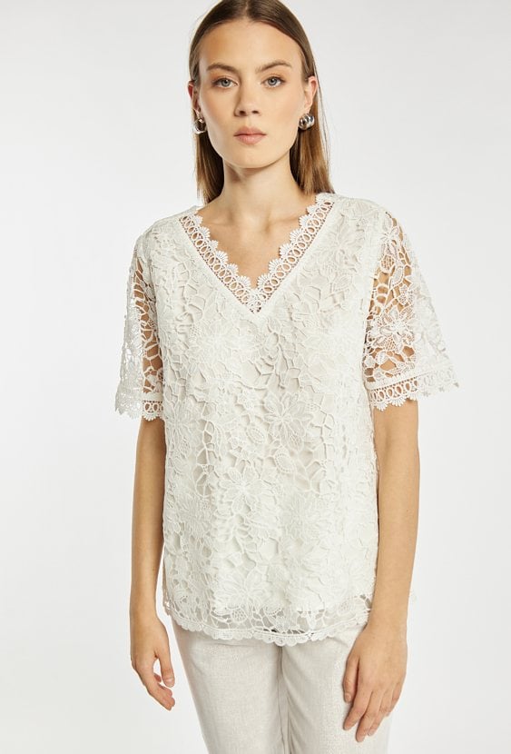 Bluzka z koronką