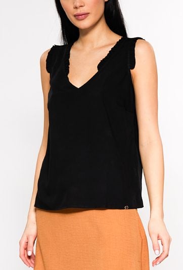 Bluzka damska z ozdobnymi falbankami