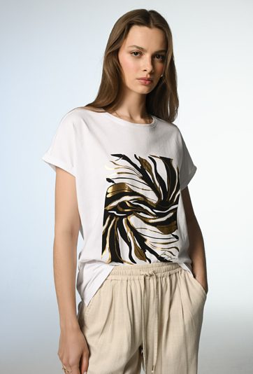 Biały t-shirt z grafiką