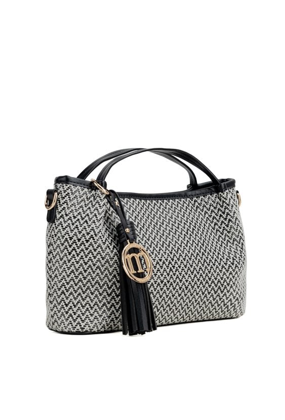 Koszyk z frędzlami i logo