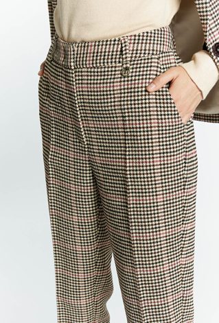 Spodnie damskie z ciekawym wzorem