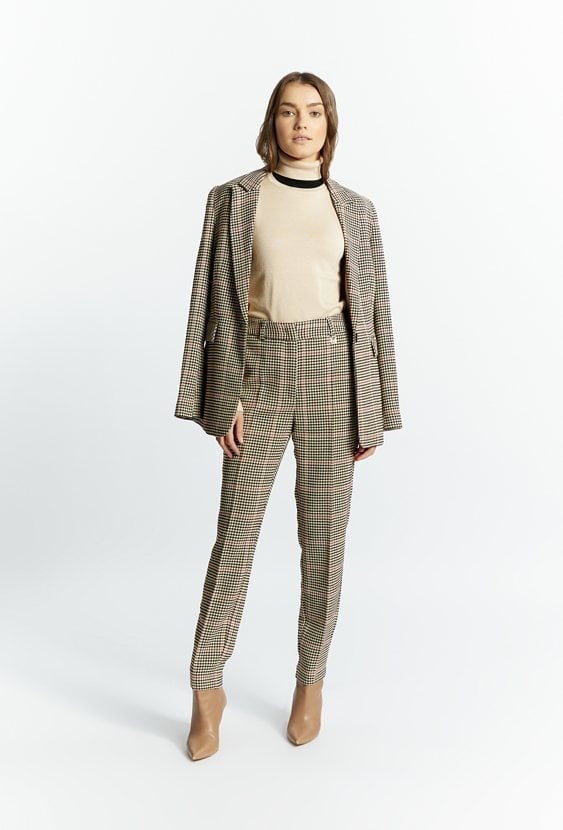 Spodnie damskie z ciekawym wzorem