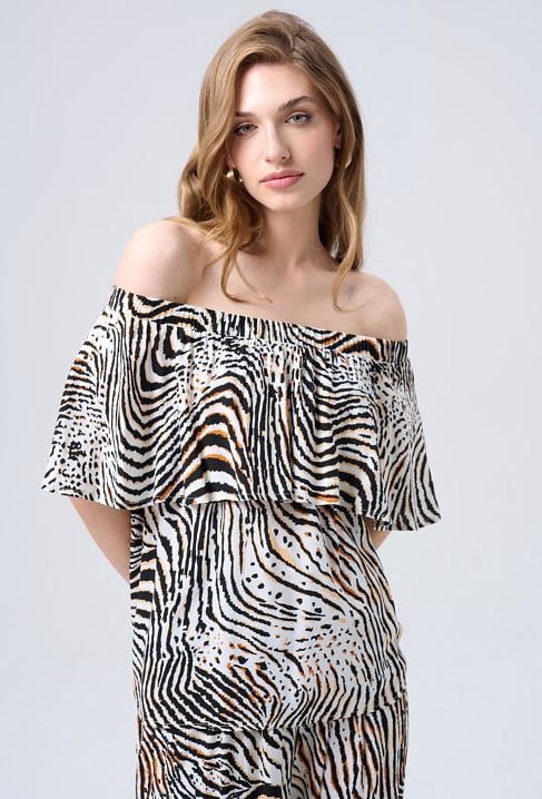 Bluzka typu hiszpanka