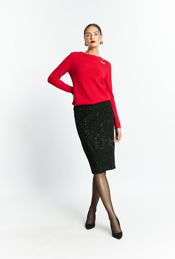 Sweter damski z agrafką